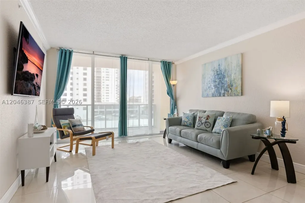 2501 S Ocean Drive Hollywood FL 33019