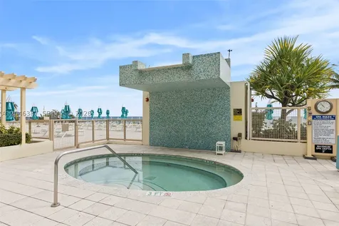 2501 S Ocean Drive Hollywood FL 33019
