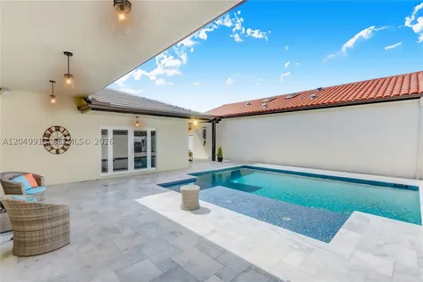 15241 NW 89th Avenue Miami Lakes FL 33018
