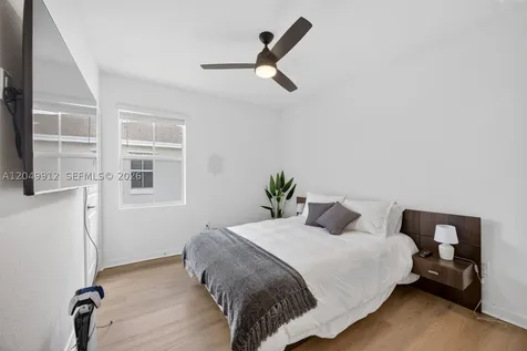 826 SE 17th Street Homestead FL 33034