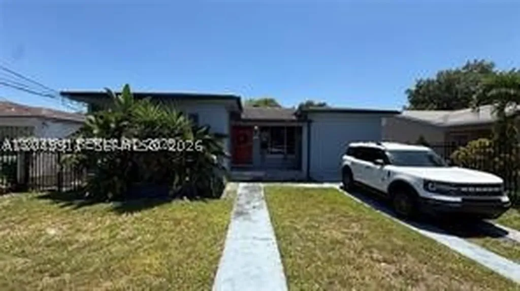 3332 NW 51st Street Miami FL 33142