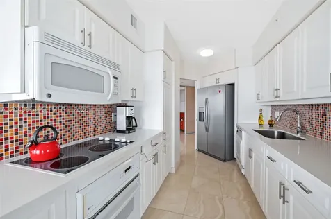 16400 Collins Avenue Sunny Isles Beach FL 33160