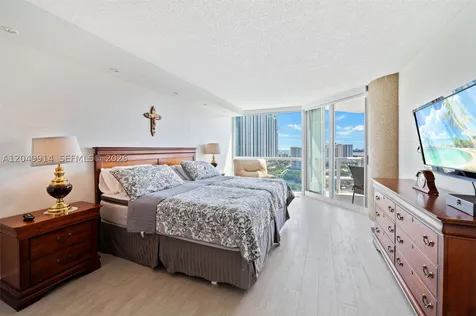 16400 Collins Avenue Sunny Isles Beach FL 33160