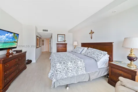 16400 Collins Avenue Sunny Isles Beach FL 33160