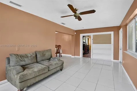 130 NW 78th Avenue Pembroke Pines FL 33024