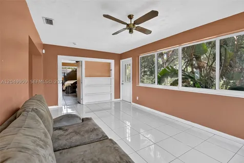 130 NW 78th Avenue Pembroke Pines FL 33024
