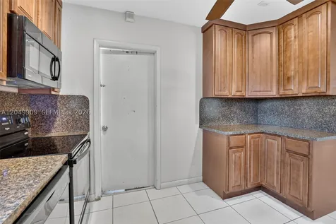 130 NW 78th Avenue Pembroke Pines FL 33024