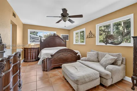 130 NW 78th Avenue Pembroke Pines FL 33024