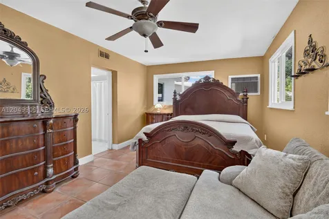 130 NW 78th Avenue Pembroke Pines FL 33024