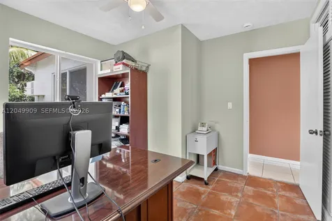130 NW 78th Avenue Pembroke Pines FL 33024