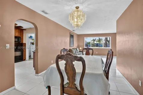 130 NW 78th Avenue Pembroke Pines FL 33024