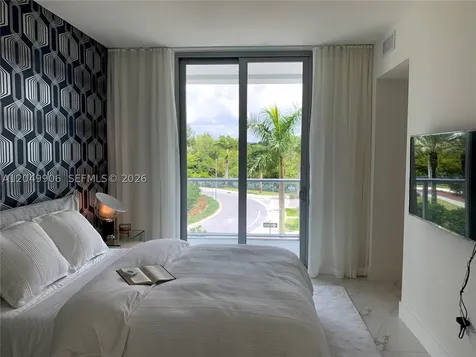 2000 W Metropica Way Sunrise FL 33323