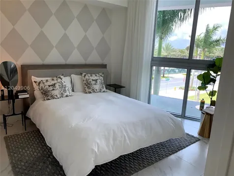 2000 W Metropica Way Sunrise FL 33323