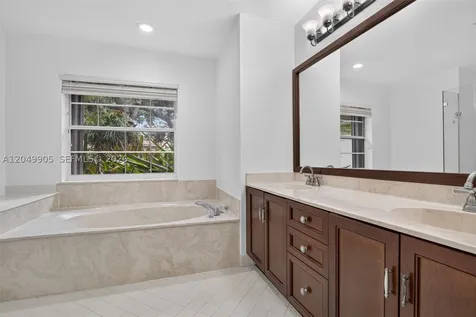 1485 Seabay Road Weston FL 33326