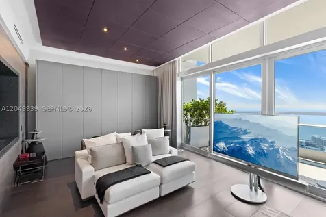 200 Biscayne Boulevard Way Miami FL 33131