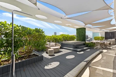 200 Biscayne Boulevard Way Miami FL 33131