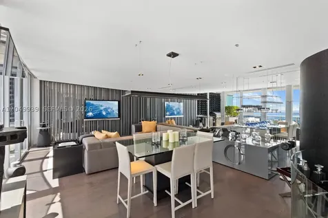 200 Biscayne Boulevard Way Miami FL 33131