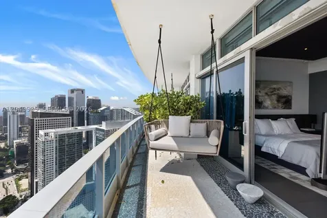 200 Biscayne Boulevard Way Miami FL 33131