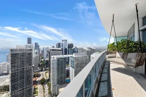 200 Biscayne Boulevard Way Miami FL 33131