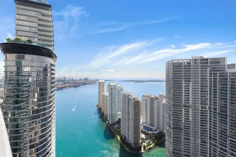200 Biscayne Boulevard Way Miami FL 33131