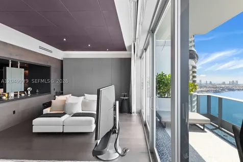 200 Biscayne Boulevard Way Miami FL 33131