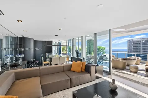 200 Biscayne Boulevard Way Miami FL 33131