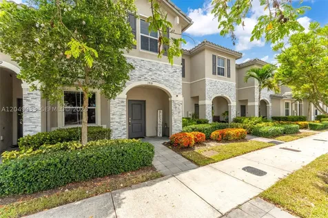 1461 SE 26th Road Homestead FL 33035
