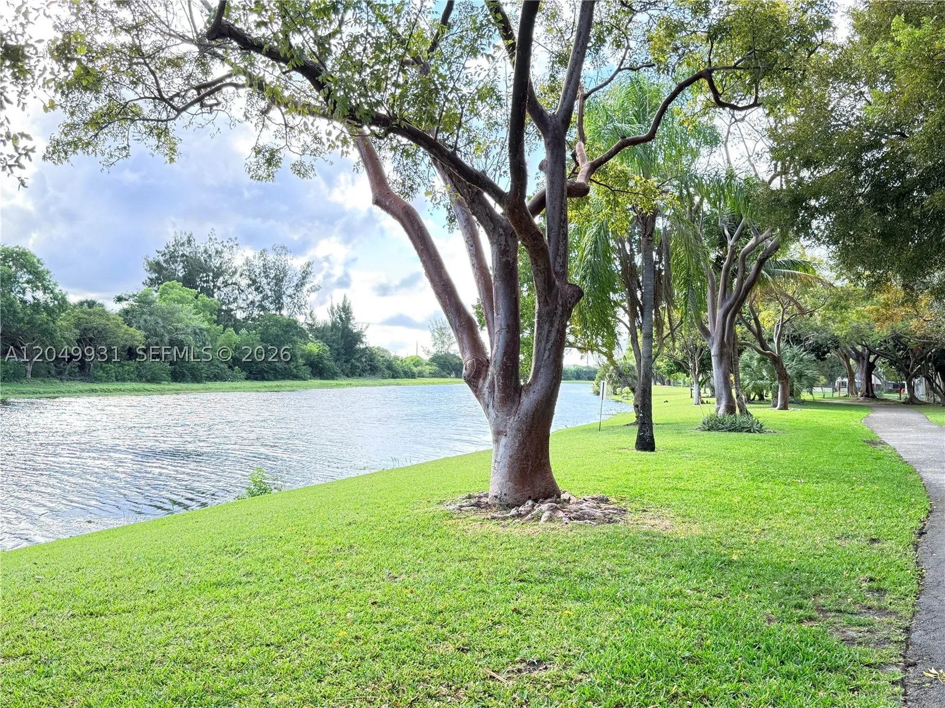 2206 S Cypress Bend Drive Pompano Beach FL 33069