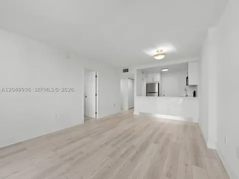 401 Ocean Drive Miami Beach FL 33139