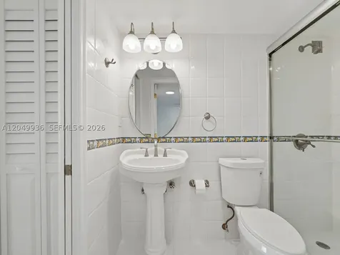 401 Ocean Drive Miami Beach FL 33139