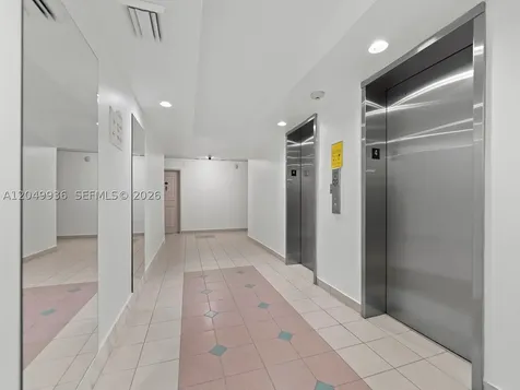 401 Ocean Drive Miami Beach FL 33139