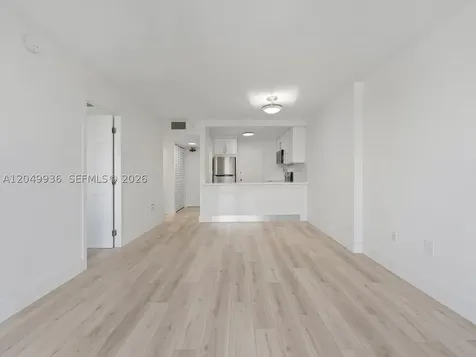 401 Ocean Drive Miami Beach FL 33139
