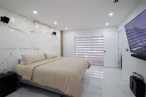 12021 NW 29th Place Sunrise FL 33323