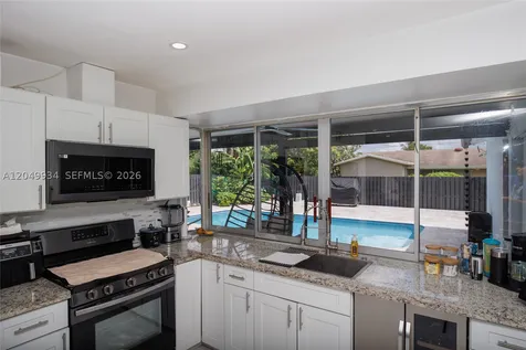 12021 NW 29th Place Sunrise FL 33323