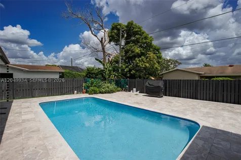 12021 NW 29th Place Sunrise FL 33323