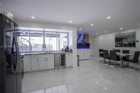 12021 NW 29th Place Sunrise FL 33323