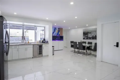 12021 NW 29th Place Sunrise FL 33323