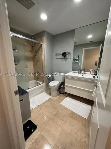 10 Aragon Avenue Coral Gables FL 33134