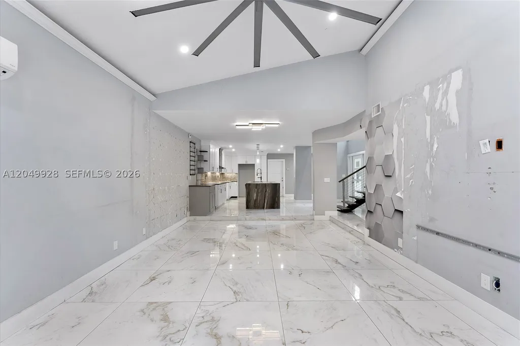 2055 NW 9th Street Delray Beach FL 33445
