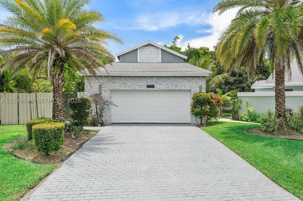 2055 NW 9th Street Delray Beach FL 33445
