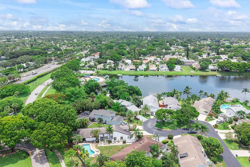 2055 NW 9th Street Delray Beach FL 33445