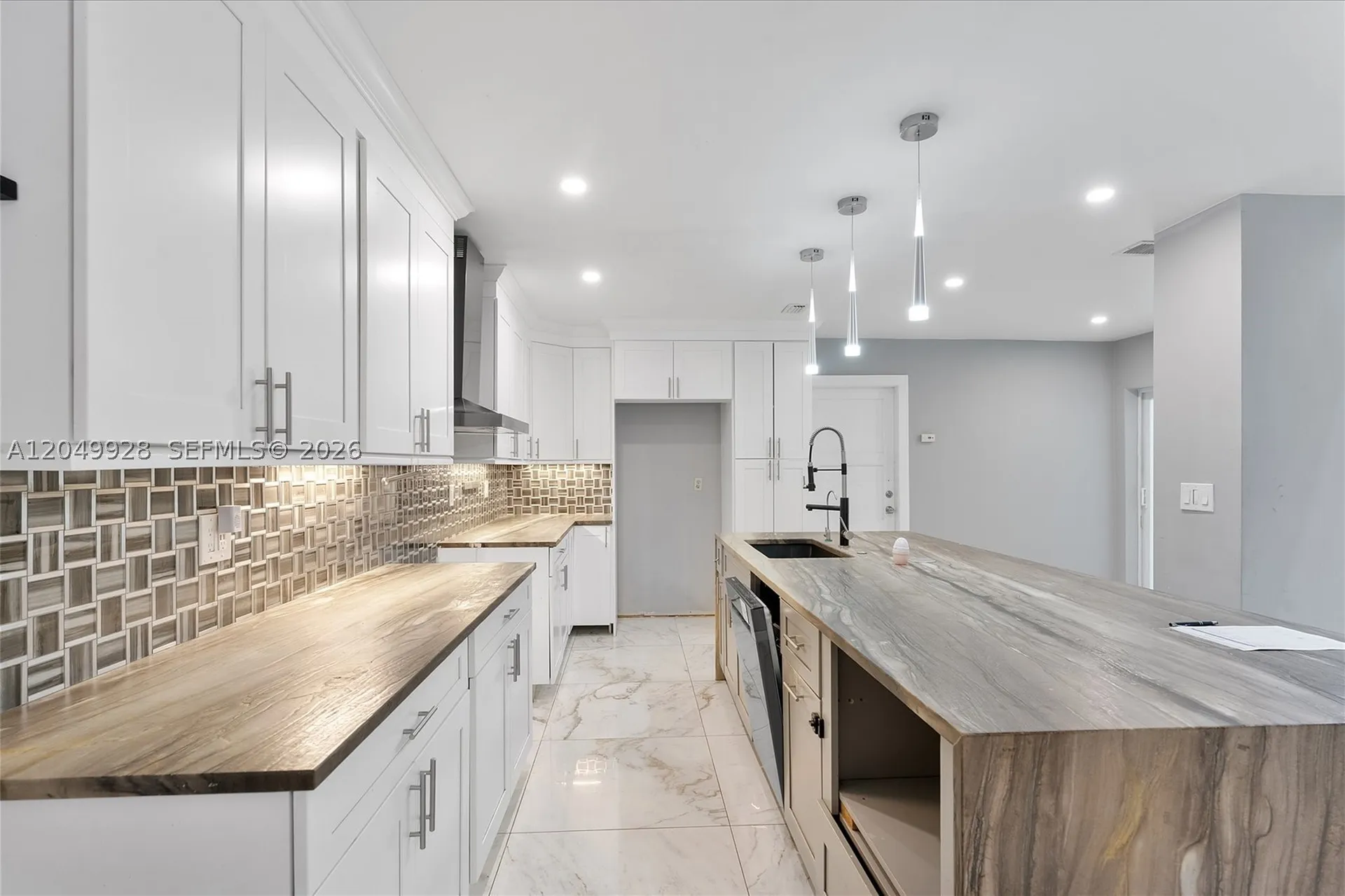 2055 NW 9th Street Delray Beach FL 33445