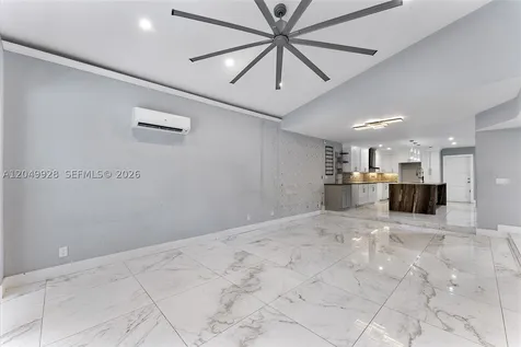 2055 NW 9th Street Delray Beach FL 33445
