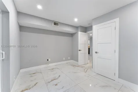 2055 NW 9th Street Delray Beach FL 33445