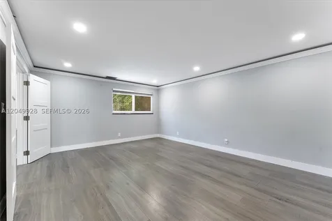 2055 NW 9th Street Delray Beach FL 33445