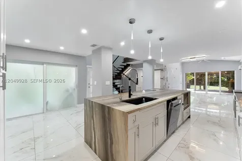 2055 NW 9th Street Delray Beach FL 33445