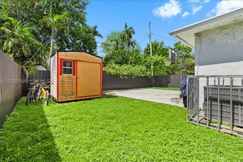 40 NW 119th Street Miami FL 33168