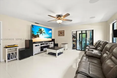 40 NW 119th Street Miami FL 33168