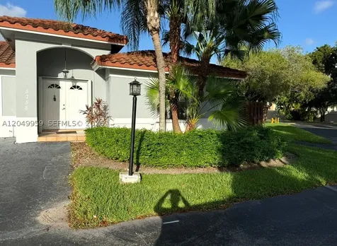 5758 NW 97th Place Doral FL 33178