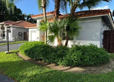 5758 NW 97th Place Doral FL 33178